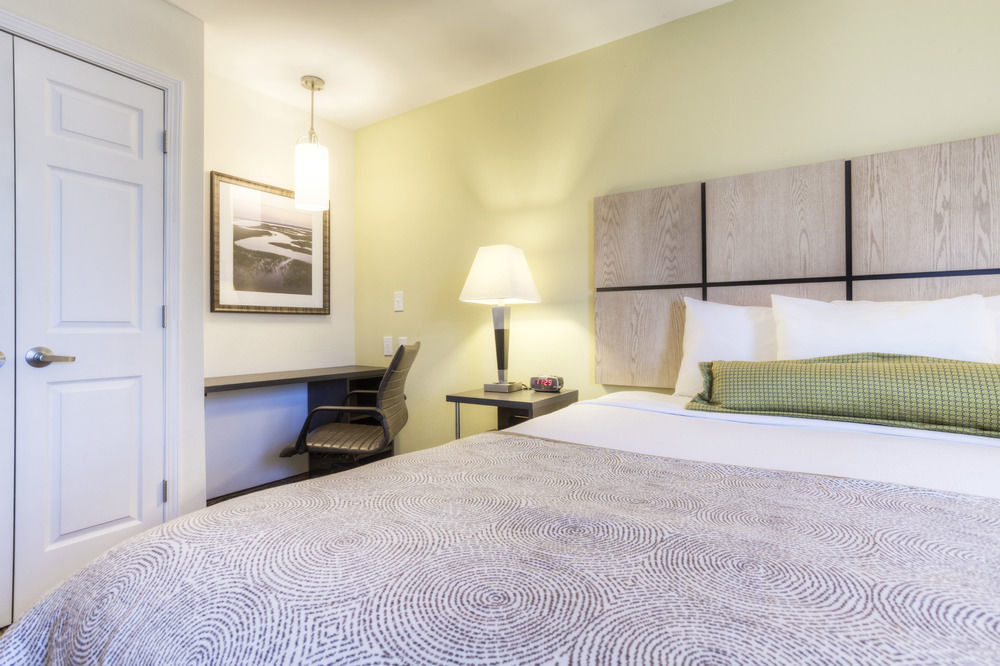 Candlewood Suites - Mooresville Lake Norman By Ihg מראה חיצוני תמונה